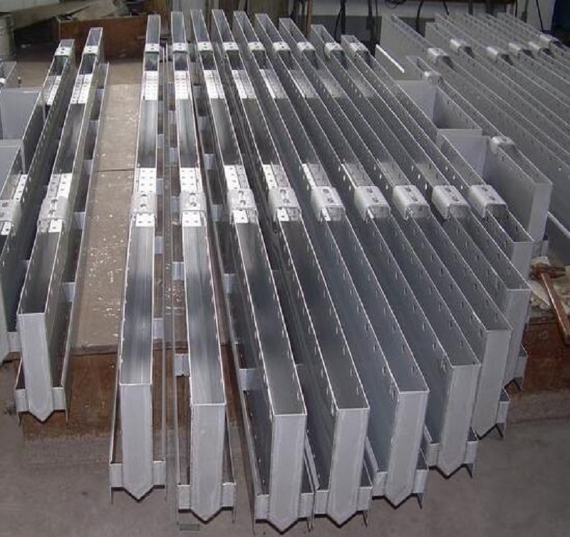 槽式液体分布器